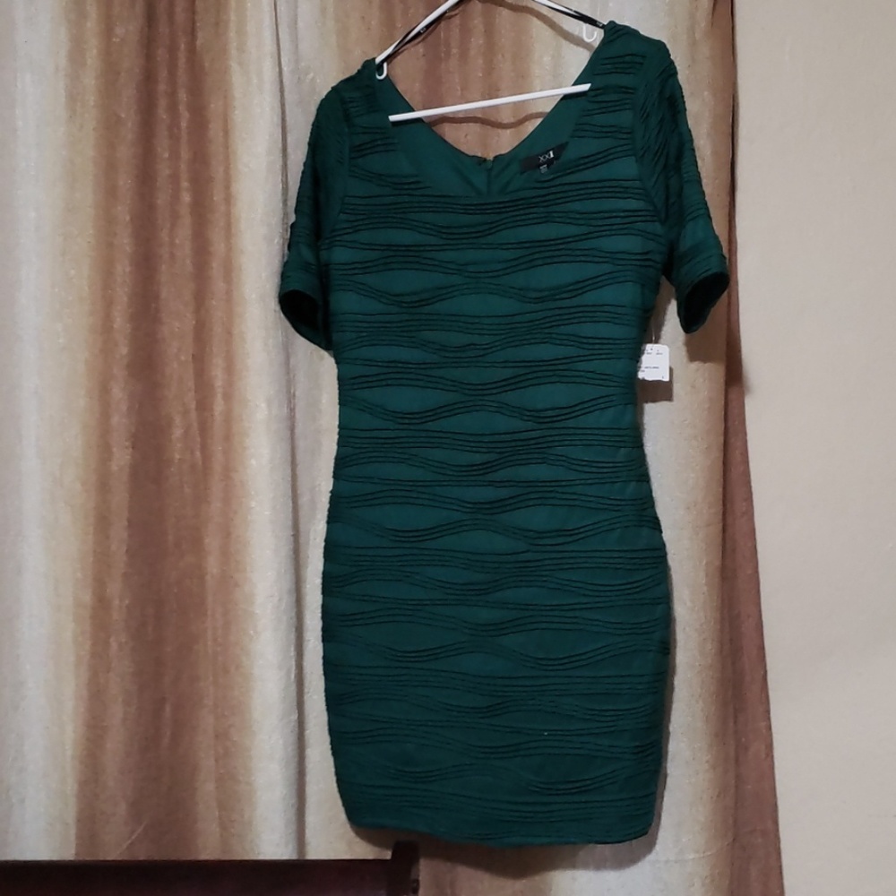 Green gress